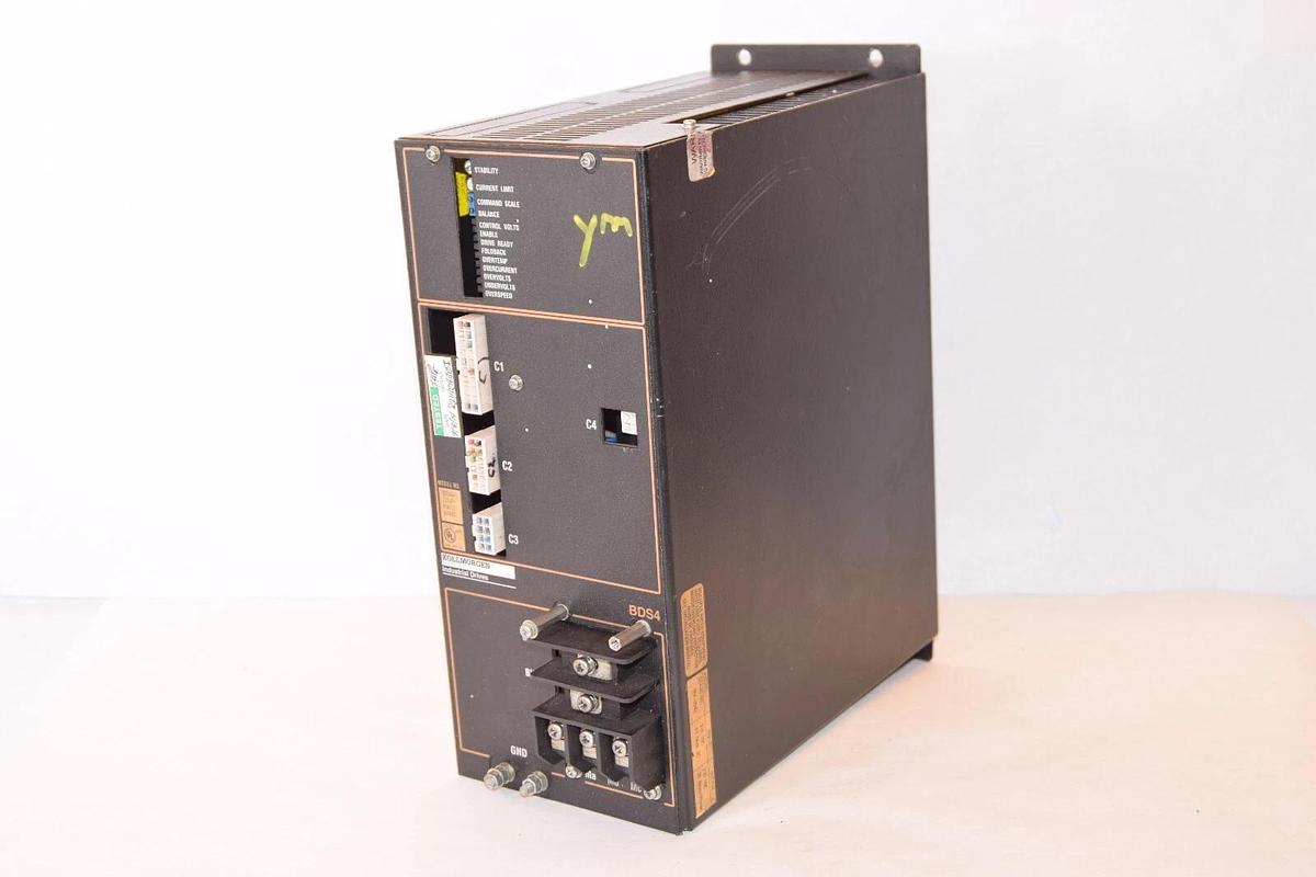 Used KOLLMORGEN  BDS4A-230J-0001/604B3 / BDS4A230J0001604B3  Industrial Servo Drive