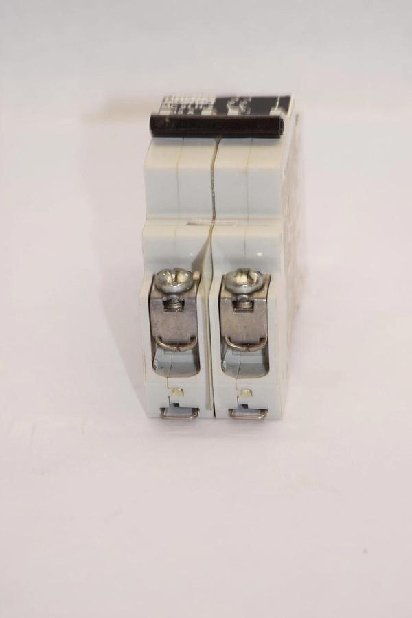 (NEW) PHOENIX CONTACT TMC91 H-2 TMC91H-12 10A 2Pole Breaker Switch