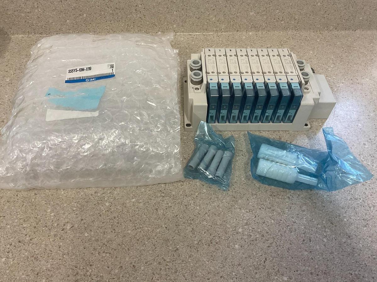 (NEW) SMC VV5Q24-06FU3-DNS VV5Q2406FU3DNS N/Plug In