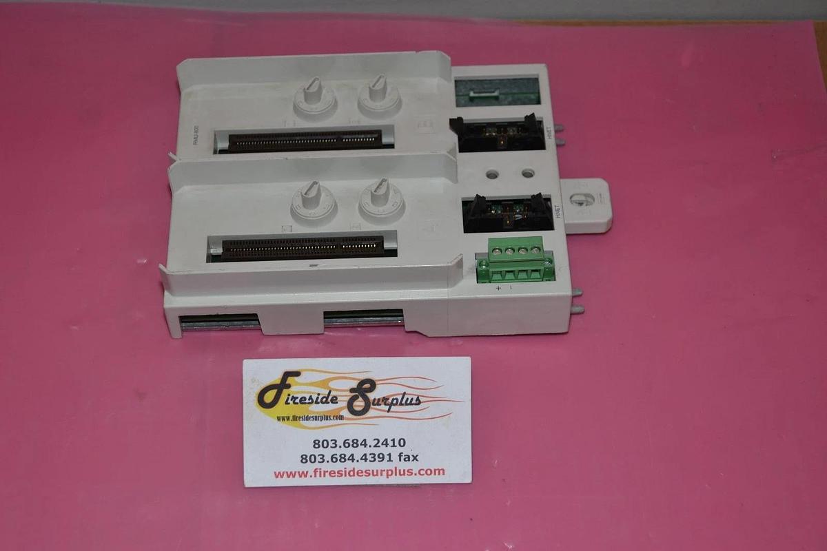 Used ABB MOUNTING BASE HARMONY RELAY P-HB-RMU-8000N200 PHBRMU8000N200 RMU-800