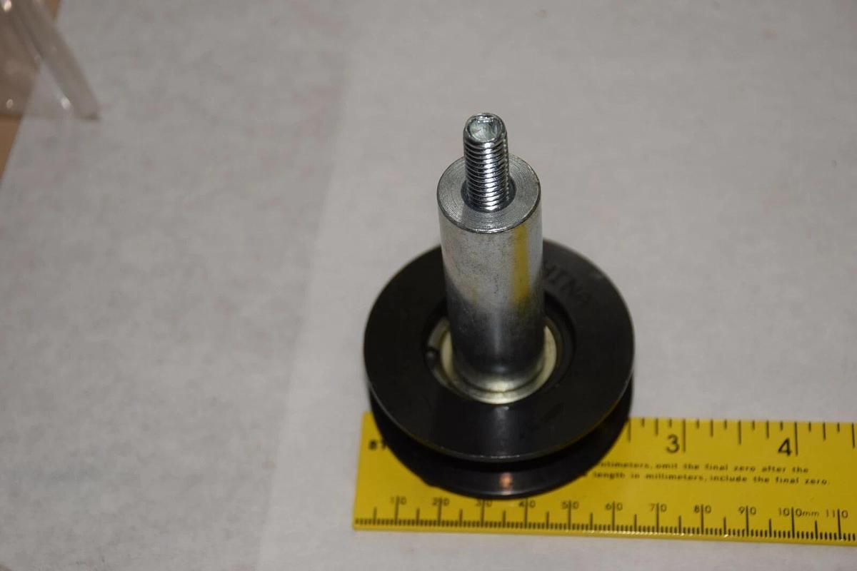 GLOBAL 024.12432 02412432 11/32" 3/8x16 THREAD SPINDLE NEW