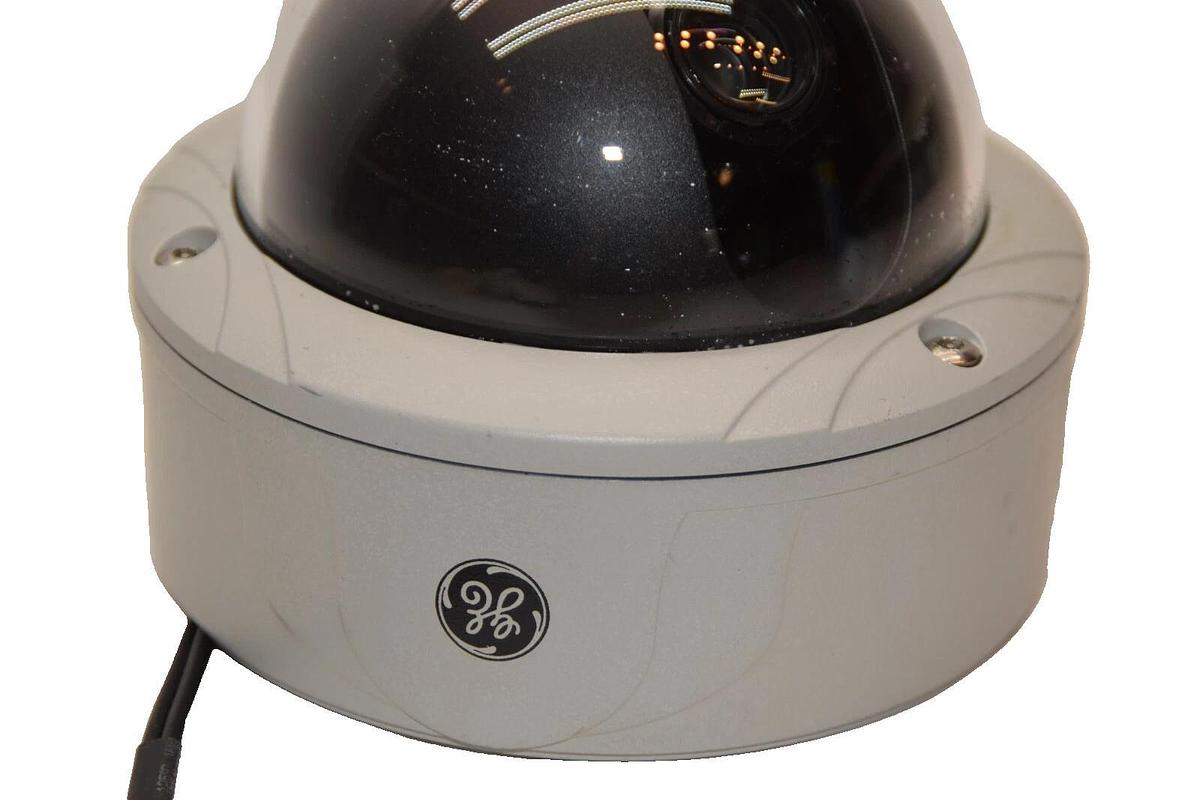 Used GE GENERAL ELECTRIC UVD-XP3DNR-VA9 1/3" Color 9-22mm Rugged Dome Camera