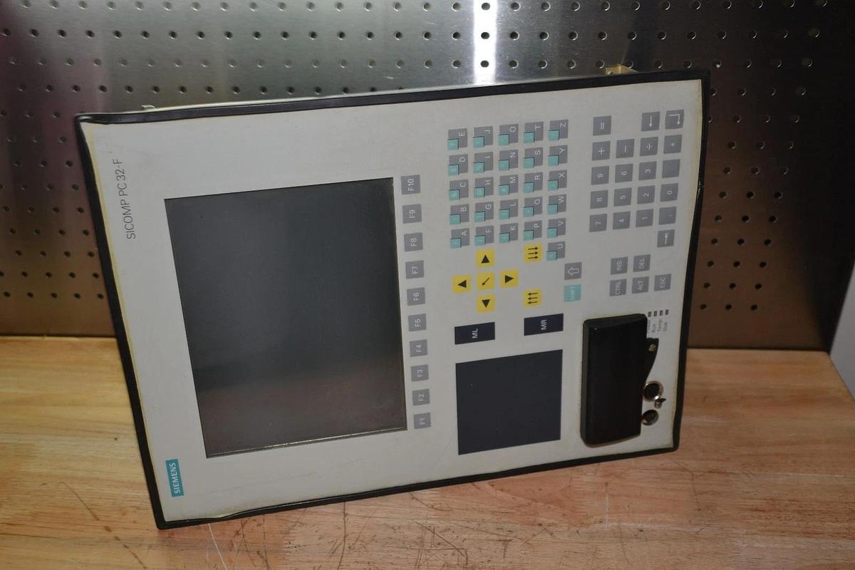 Used Siemens SICOMP PC 32-F Interface Panel 6AP1160-1BC180AH0