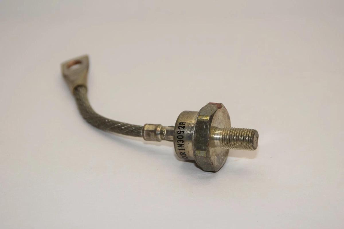 (NEW) IOR 1N3092R Thyristor