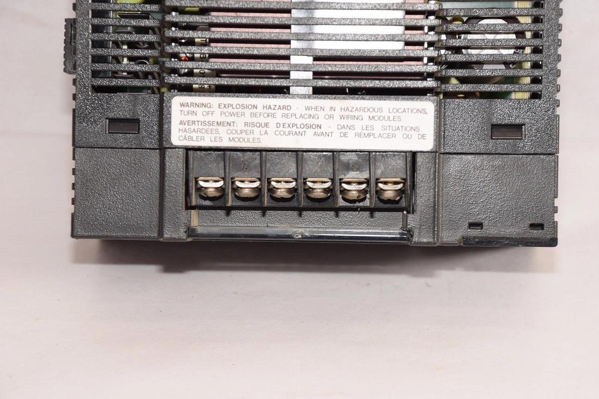 Used GE FANUC / ALSTOM CE693PWR331B 24Vdc Hi-Cap 30W Power Supply Module