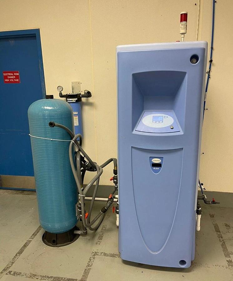 Used ELGA CN200RDM1-115-US Centra R-200 Packaged Central Laboratory Water Purifier