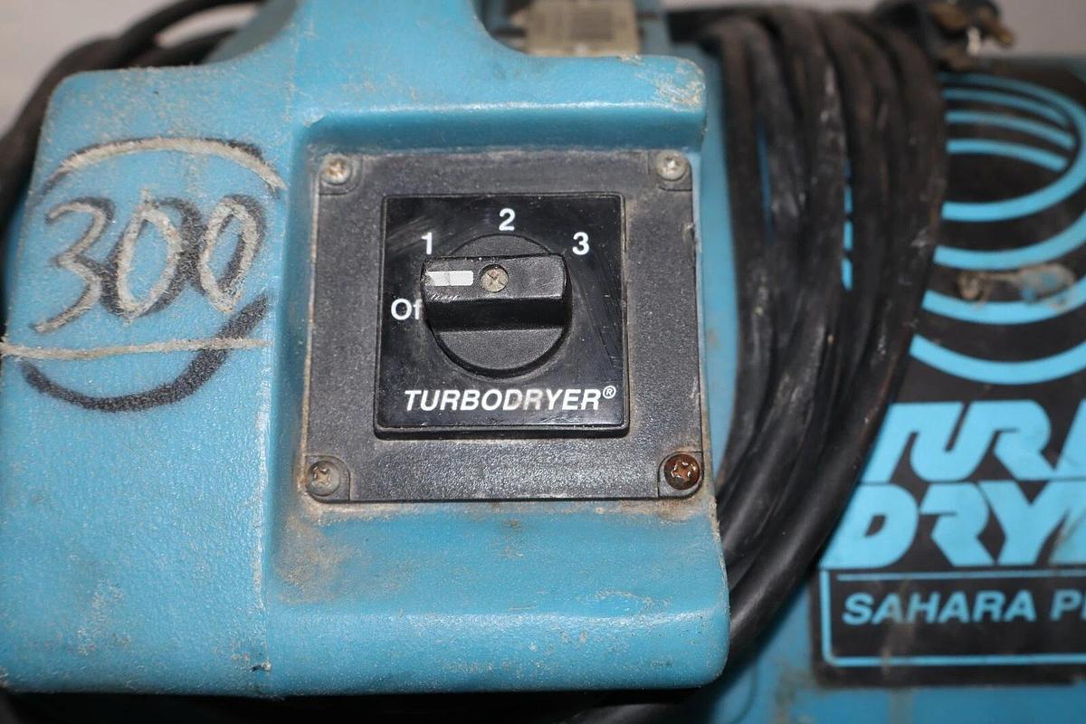 Used DRIEAZ SAHARA PRO F65-PRO HP 10.5 Amp 3-Speed Turbo Dryer