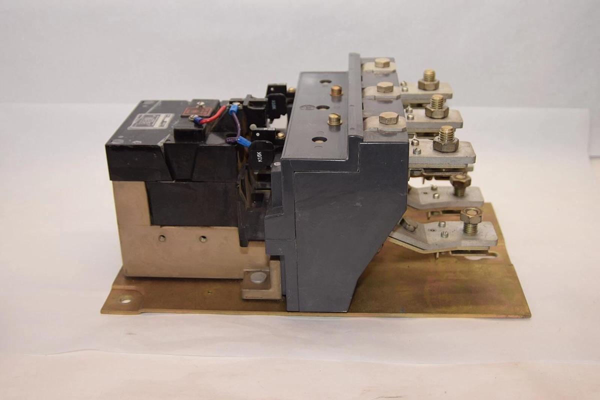 Used ALLEN BRADLEY 712 926401 712-926401 Series K Size 5 120V Coil Starter
