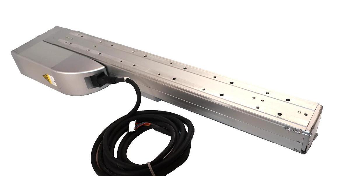 Used IAI Corporation RCP6-SA7R-WA-56P-24-450-P3-N-ML 24Vdc Cylinder With Cable