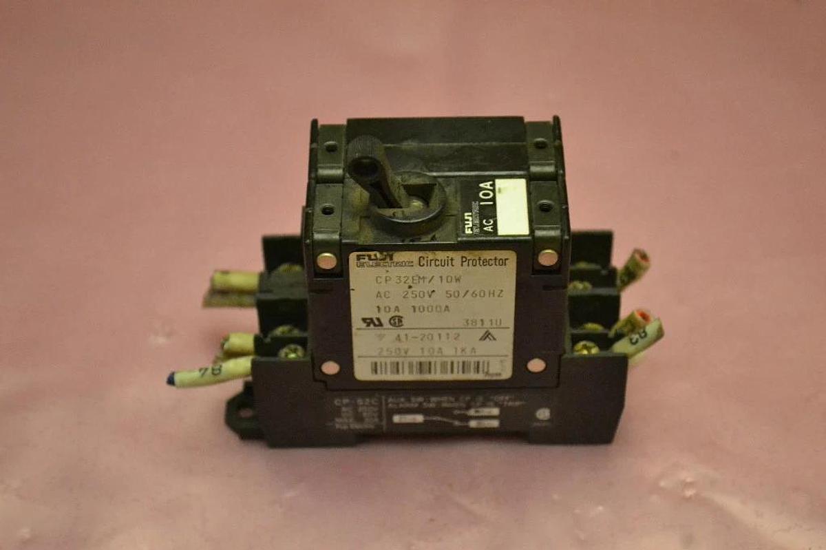 Used FUJI ELECTRIC CP32EM/20W CP32M 20W 20A 20 A 20AMOS 250V 250 V
