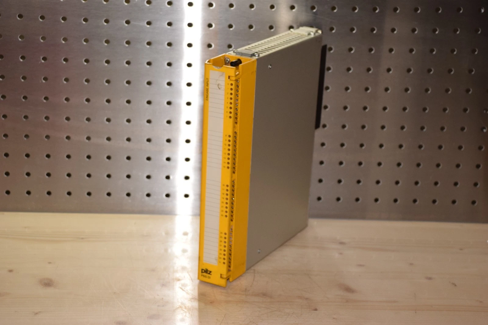 Used PILZ PSS DI 301100 1.1 30110011 3011001.1 PSSDI PSSD1 Pss D1 INPUT MODULE