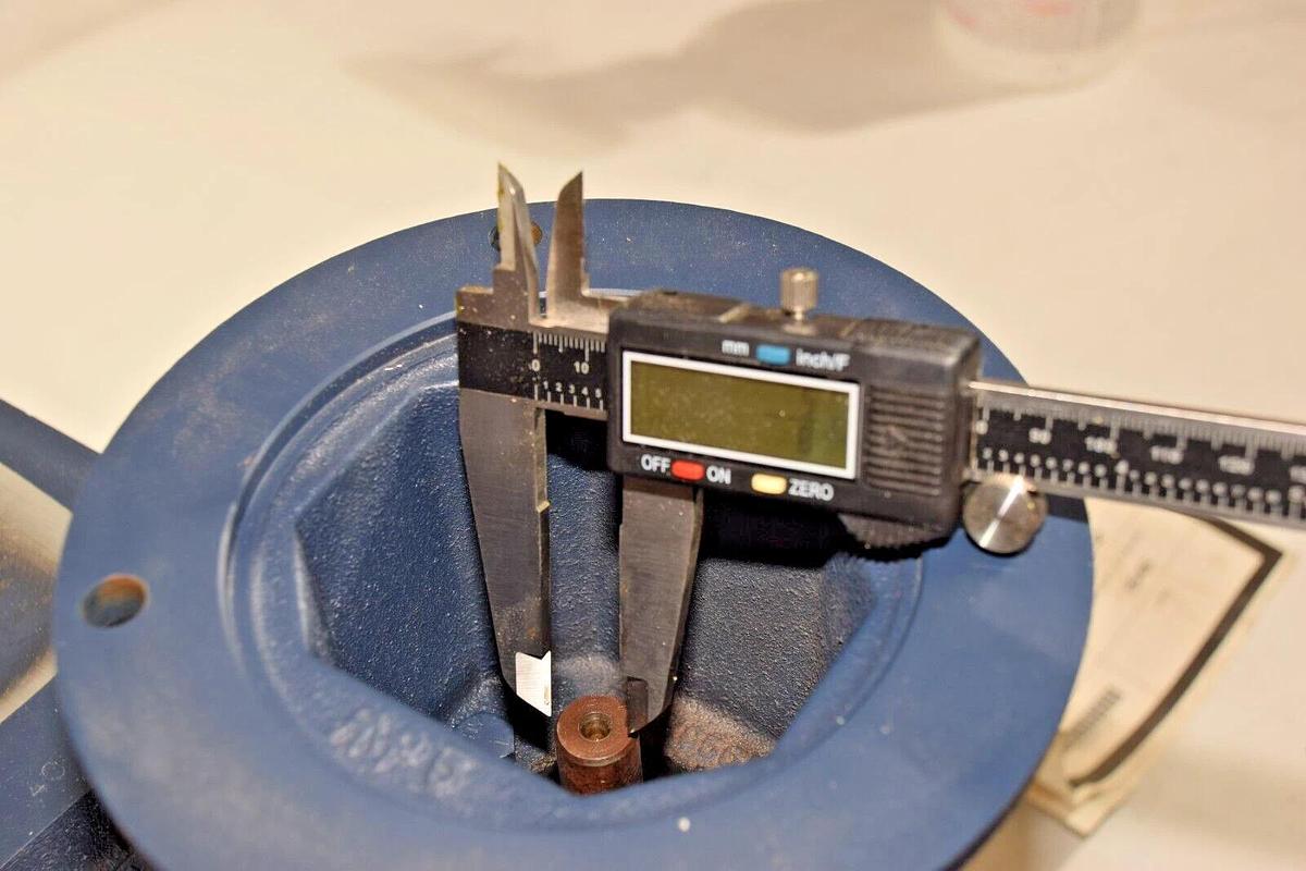 Grove Gear IronMan Gear Box Reducer GR8305527.00 GR-DTM-830-2000-L2-56 SP 2000:1