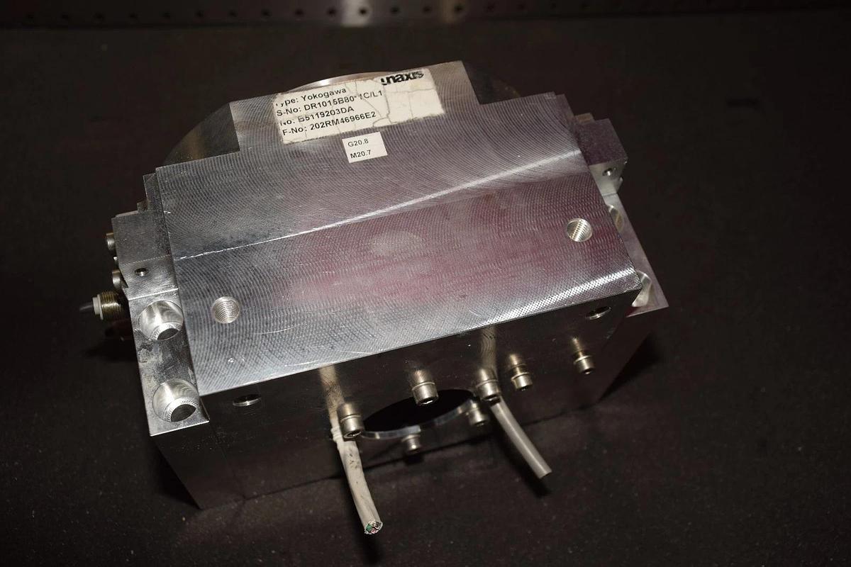 Used Yokogawa Unaxis Servo Motor DR1015B80*1C/L1, B5119203DA, 202RM46966E2