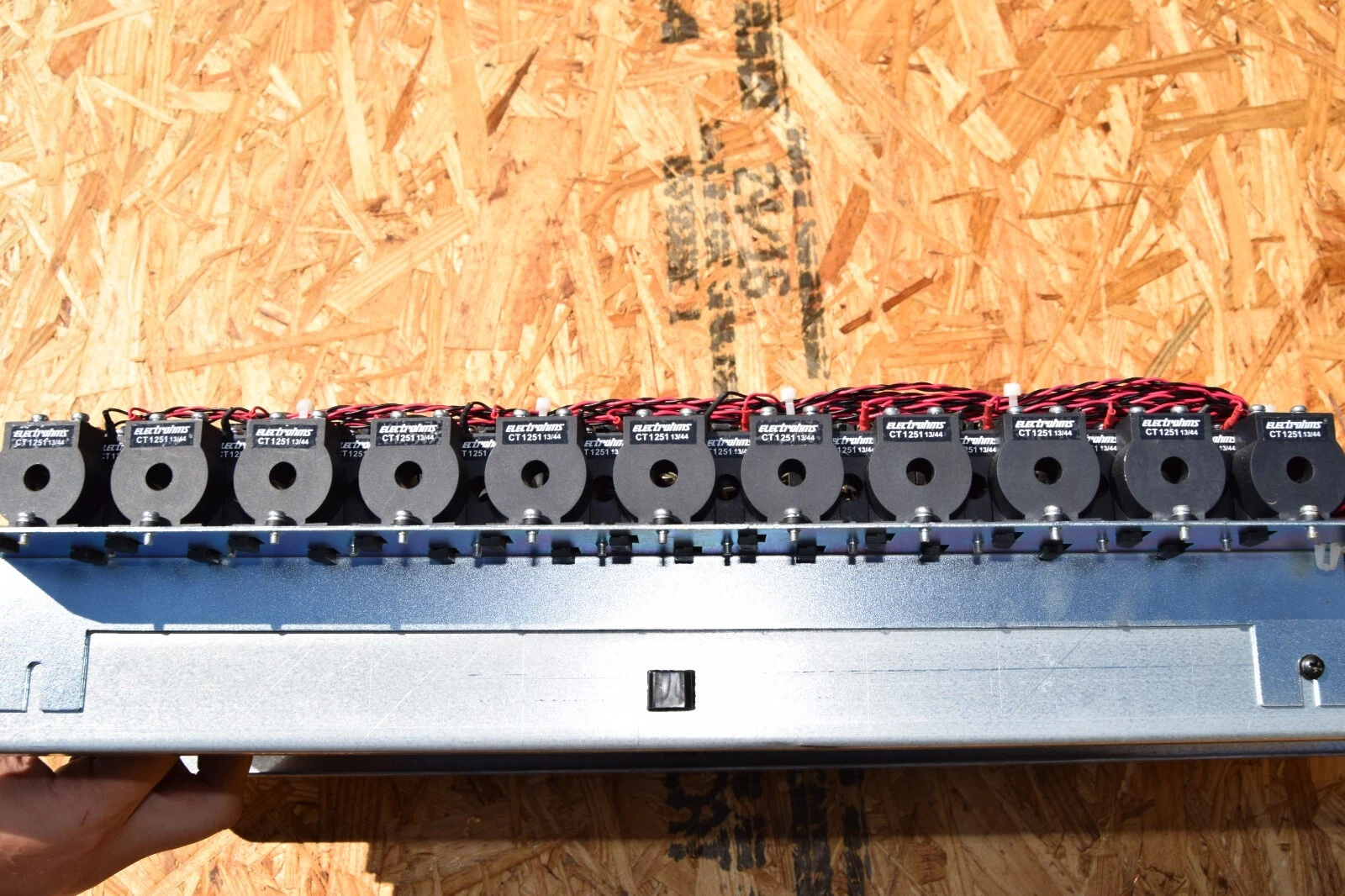 Used Square D 42 pole 225A Max NQM Panelboard Interior NQM442L2CGSNL 240v 225 Amp 3ph