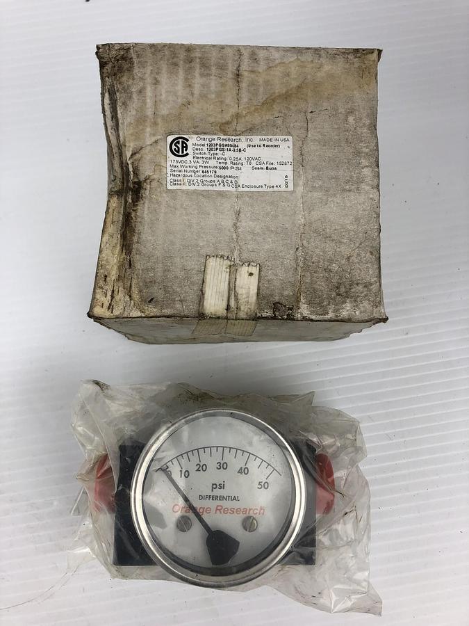 Used ROBERTSHAW 85315 SERIES 1800 0-10000psi HYDRAULIC PRESSURE GAUGE