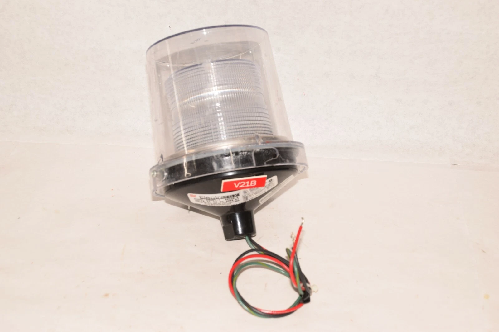 Used Federal Signal Electraray 24V Fire Alarm Visual Strobe Light 225XST-I ser B Lamp