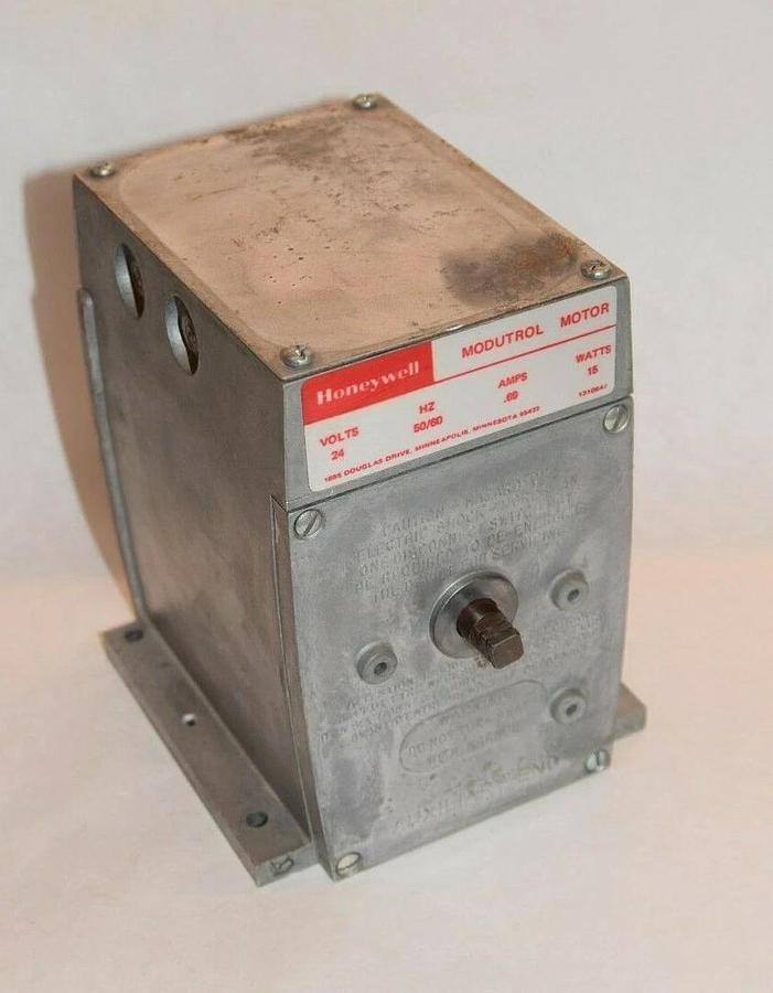 HONEYWELL Modutrol Motor M941B-1007 24V 50/60Hz .69A 15W  (NEW)