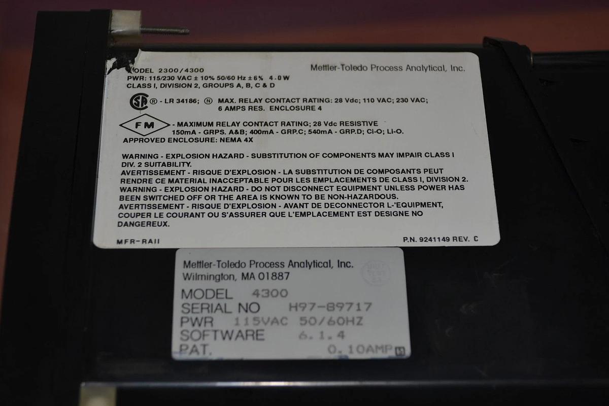 Used METTLER TOLEDO 4300 DISSOLVED OXYGEN TRANSMITTER 115VAC 115 VAC 0.10A 0.10 AMPS