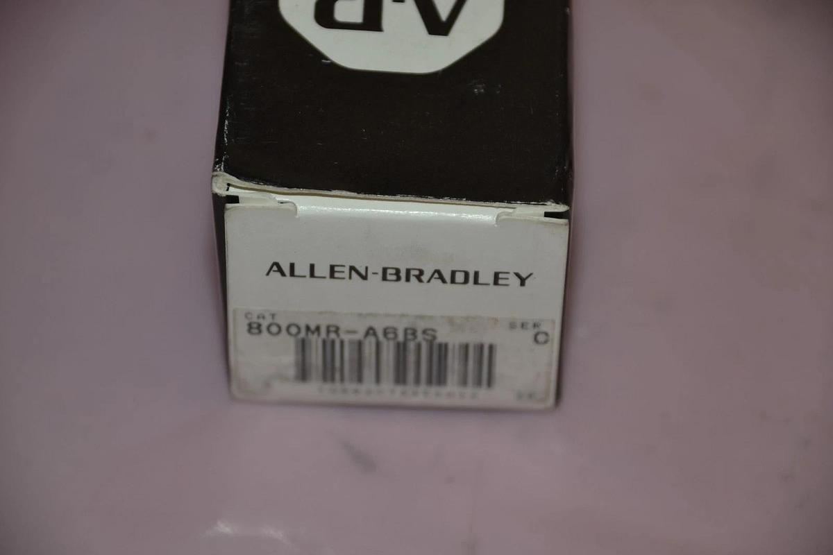ALLEN BRADLEY 800MR-A6BS FLUSH HEAD PUSH BUTTON, New