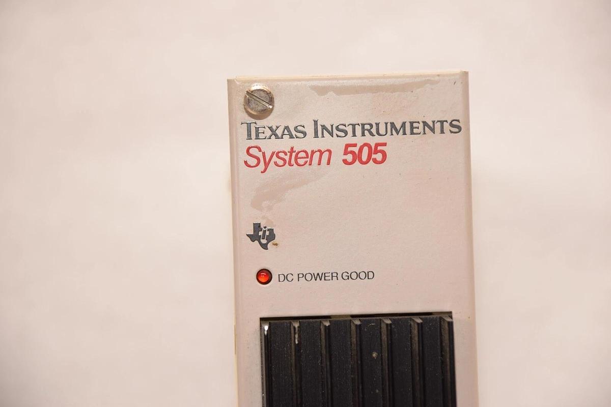 Used TEXAS INSTRUMENTS 505-6660 , 5056660 200V 50/60Hz System 505 Power Supply
