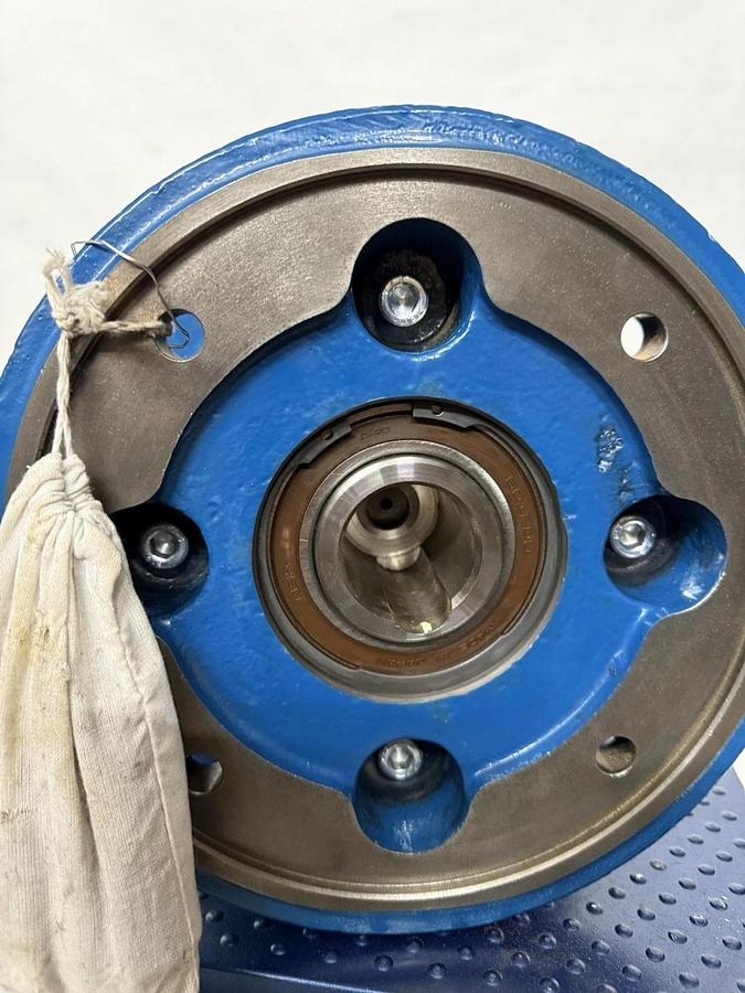 Radicon M04226.3BANU1, Gear Box reducer, Ratio 6.341:1, 9.83 HP (New)