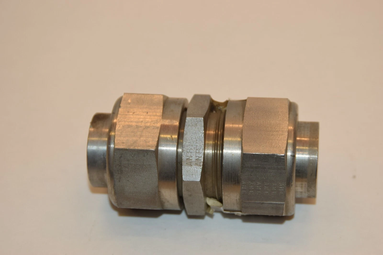 (New) PH 319-05579 1-1/4" Tube to tube UNION ADAPTER STAINLESS STEEL Swagelok ?