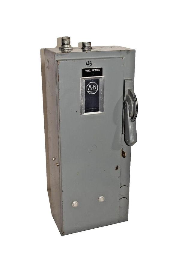 Used ALLEN BRADLEY Combination Starter 712-BAB242 Size Sz 1 Ser N X-343858 200/230v