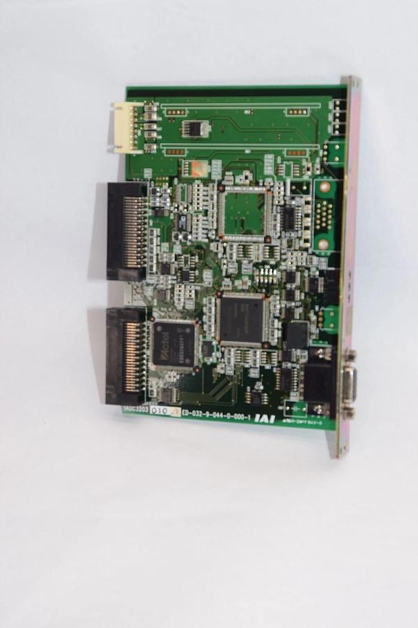 Used IAI IADC3203 010/R ED-032-9-044-0-000-1 PCB Control Board