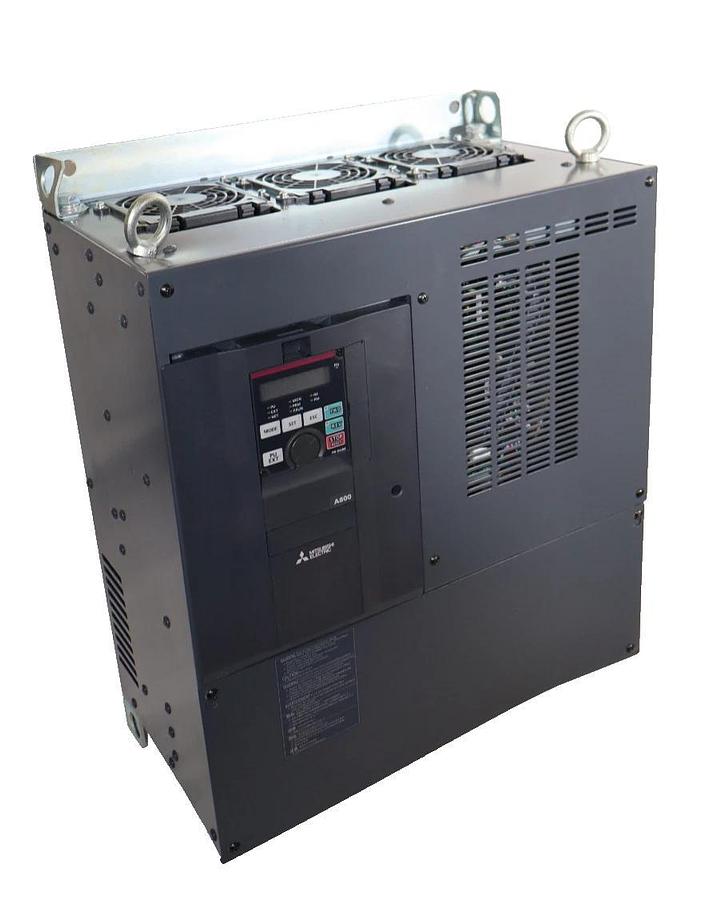 Mitsubishi Inverter Drive FR-A840-01160-1-60 FRA84001160160 3ph 380-500 60hp NOS