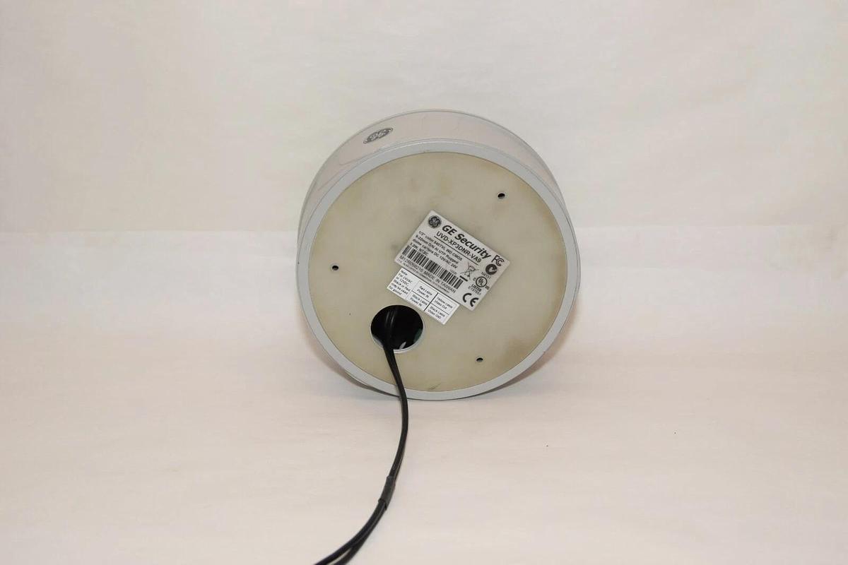 Used GE GENERAL ELECTRIC UVD-XP3DNR-VA9 1/3" Color 9-22mm Rugged Dome Camera