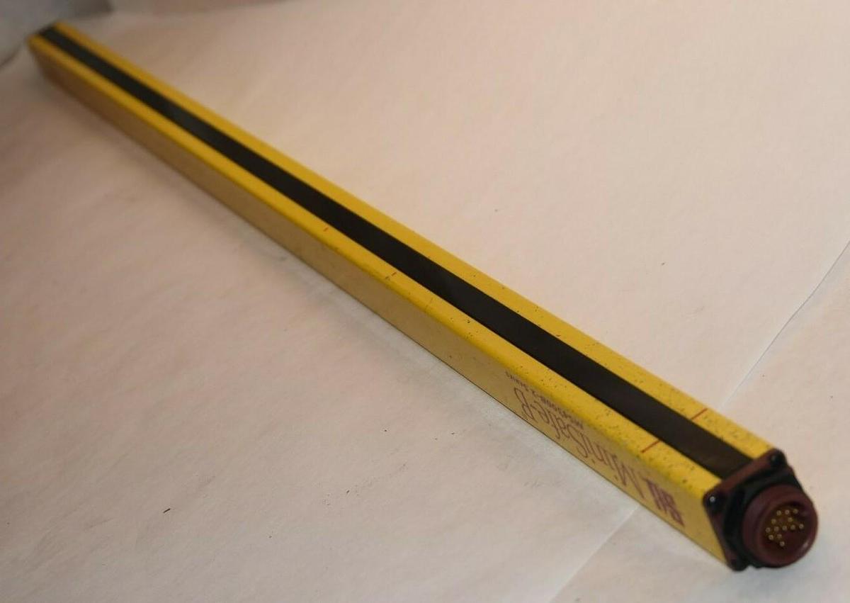 Used STI MS4336B-2 Minisafe-B MS4300B-2 Series 36" Light Curtain Transmitter