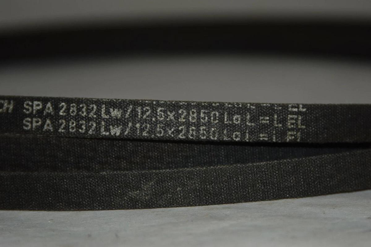 (New) Continental SPA2832 LW 12.5 x 2850 La L=L EL Contitech V-Belt SPA-2832