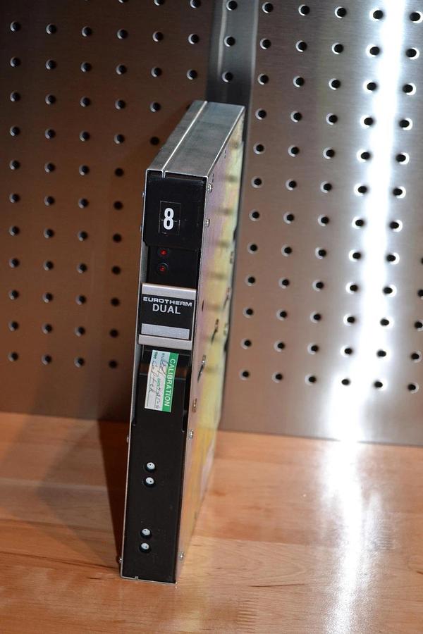 Used EUROTHERM CONTROLS EMD/DM/4-20MA/J/0-999C/4-20MA/J/0-999C  EMDDM420MAJ0999C