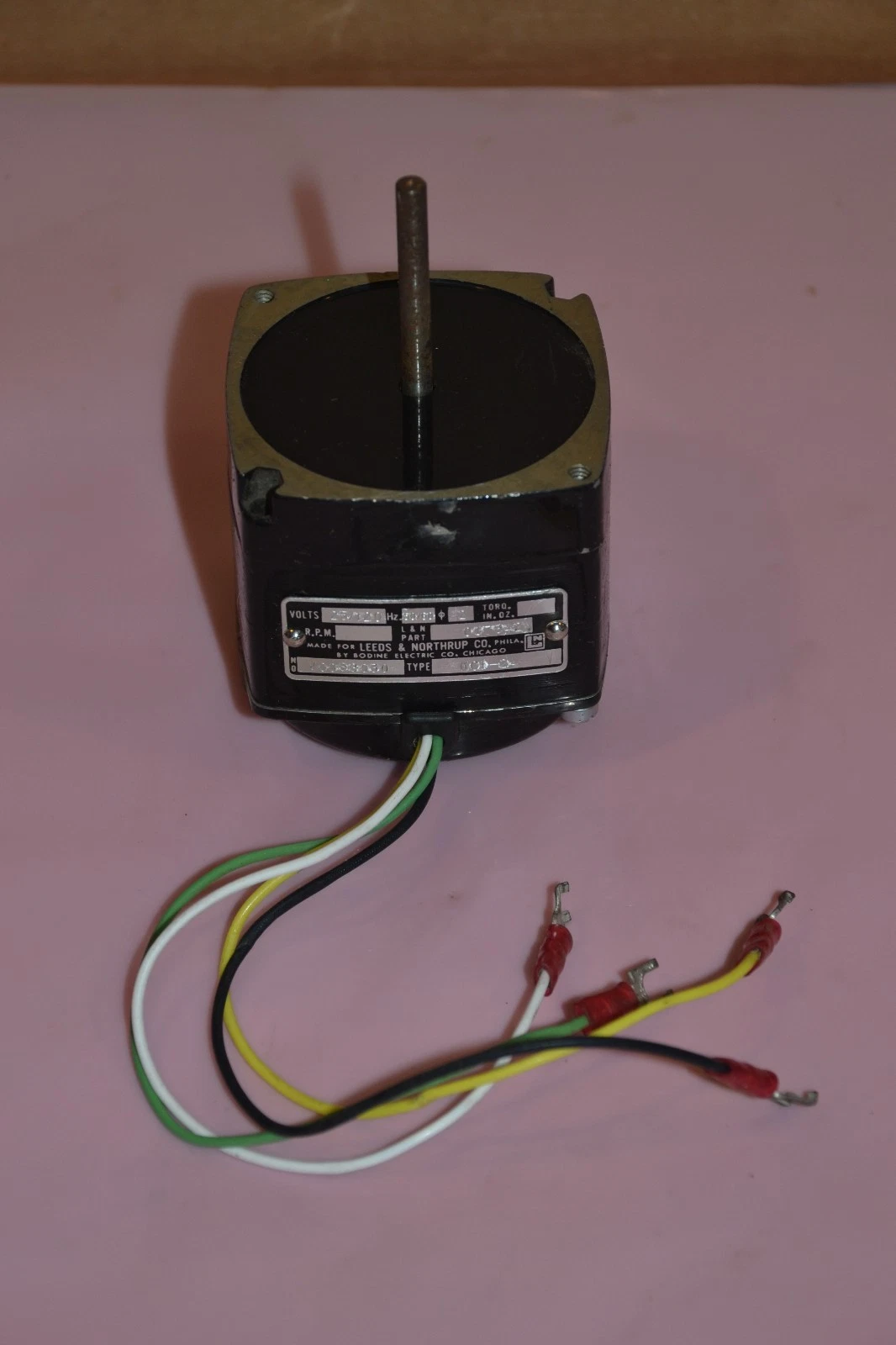 Used LEEDS & NORTHRUP MOTOR KCI-24 V0088030 017342 25/120 V 50/60 HZ