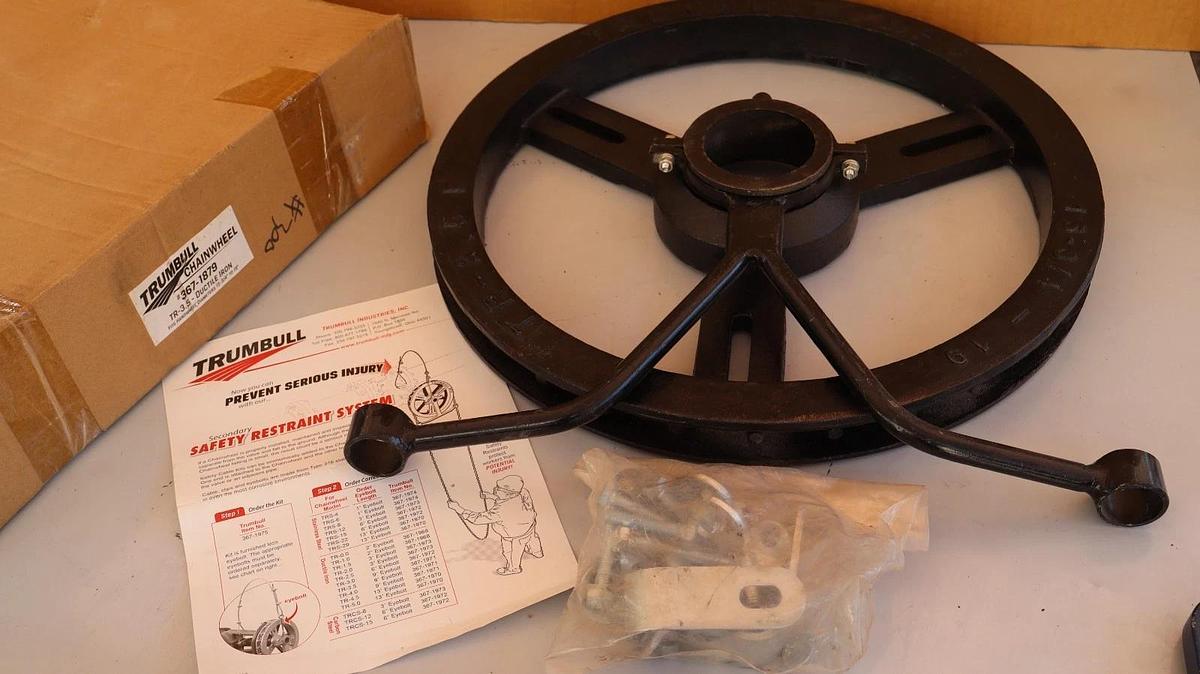 Trumbull Chainwheel Handwheel Ductile Iron TR-3.5 15-3/4"-19" #367-1879 (New)