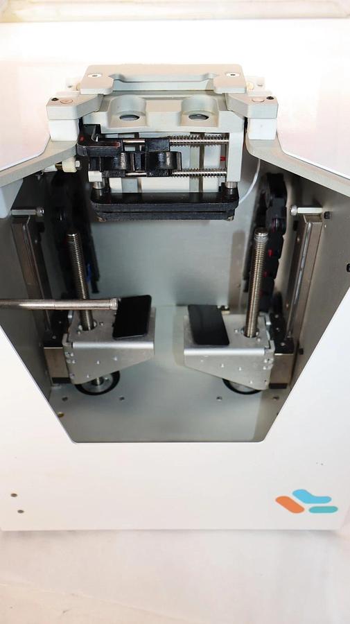 Used Precision Nanosystems Microfluidic Instrument NanoAssemblr BT NA-1.5-76 24Vdc