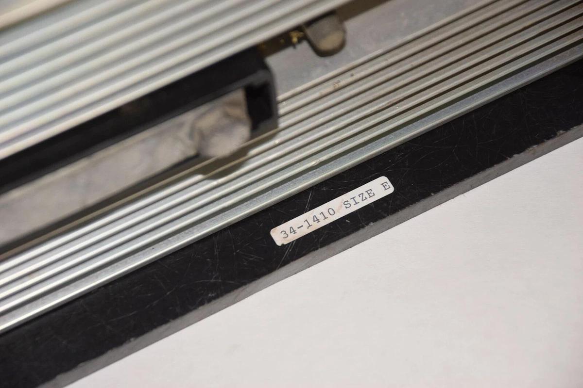 Used Cutler-hammer Eaton C515HSE2 Power Pole  C515HSE2B C515HS E2B 34-1410 size E