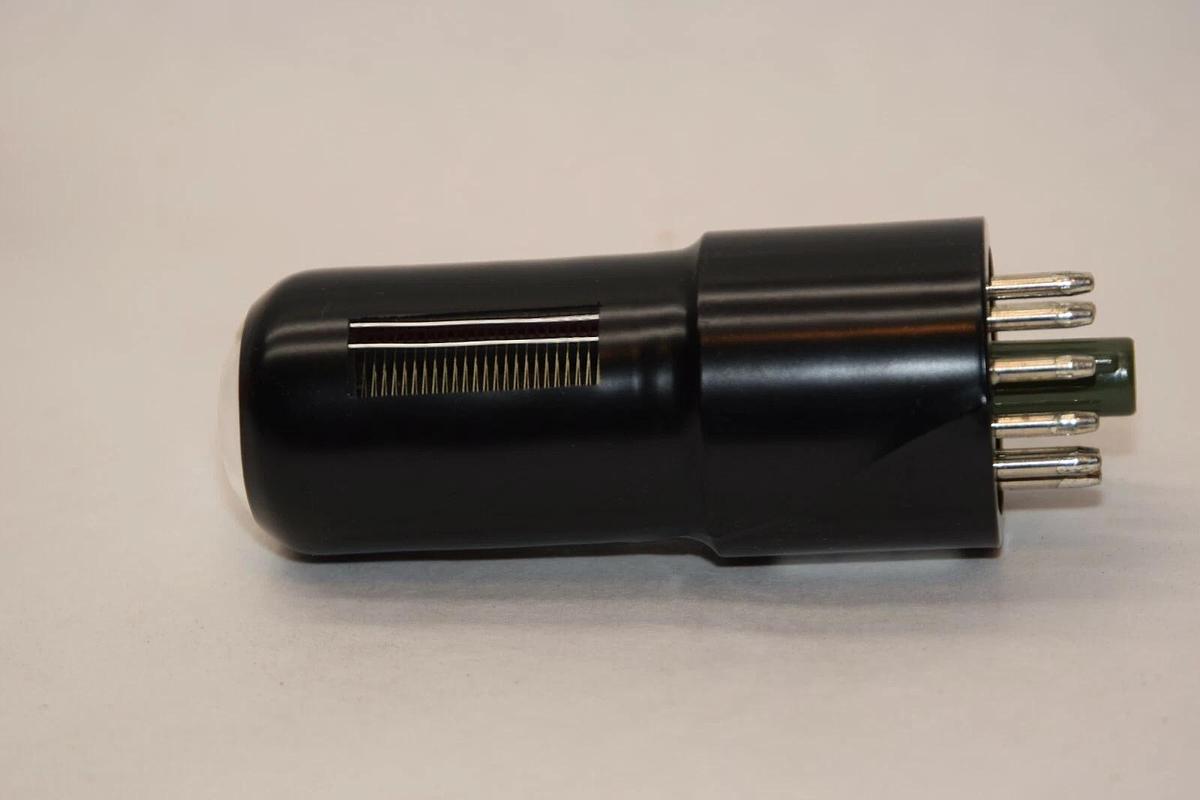 (NEW) HAMAMATSU R7154HA Photomultiplier Tube