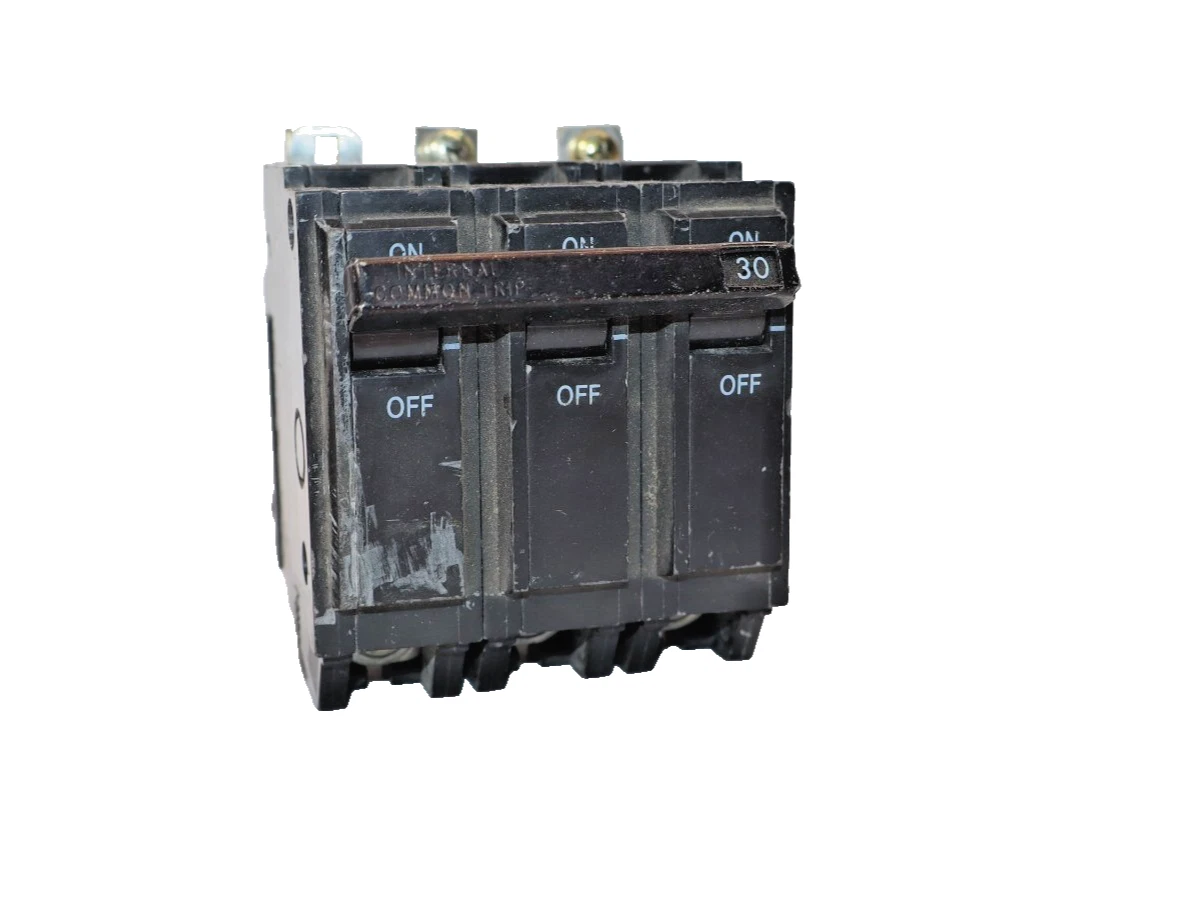 GE General Electric Circuit Breaker  THQL330 30A Amp 3Pole (NEW)