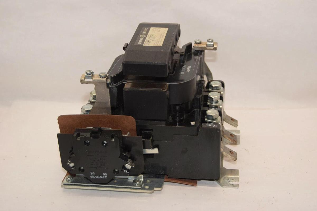 GE GENERAL ELECTRIC CR305F0**BASA CR305F004 Size Sz 4 Contactor 460v Coil NEW