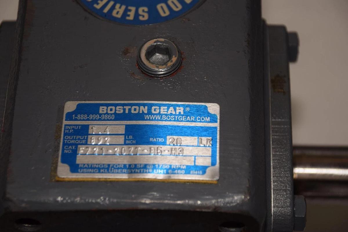 BOSTON GEAR F721-20ZT-B5-H3 1.4 HP GEAR REDUCER RATIO 20 NEW