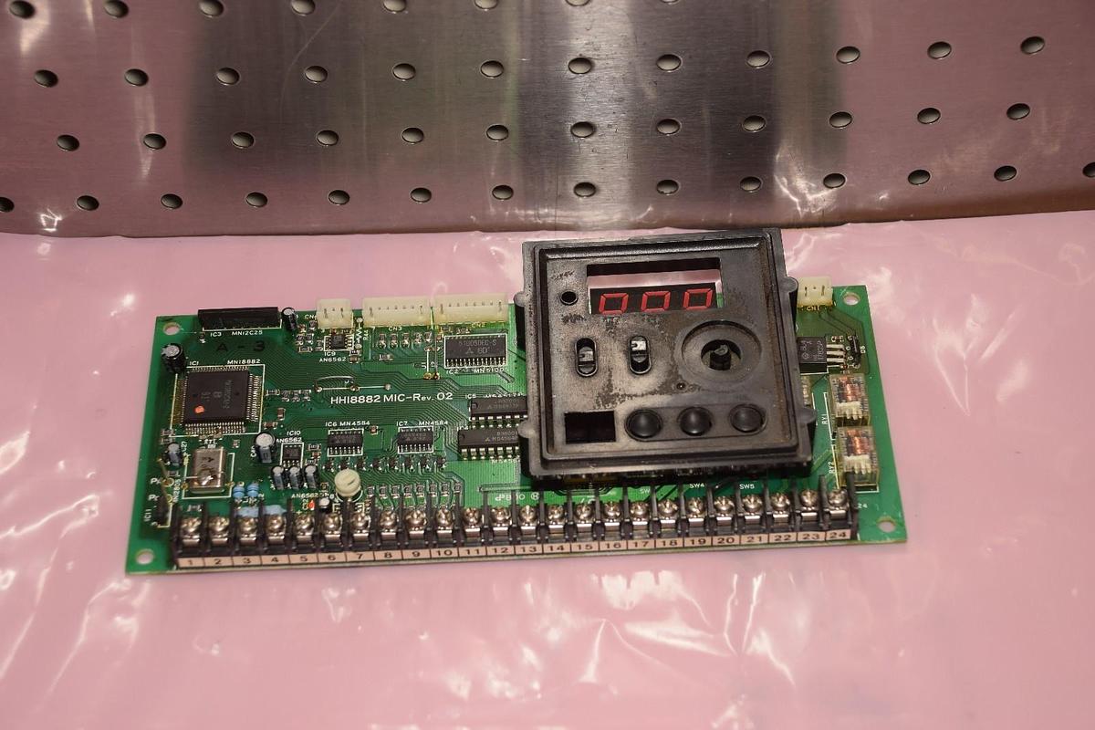 Used ALLEN BRADLEY  HH18882MIC REV 02 CIRCUIT BOARD  HH18882 MIC Rev 02