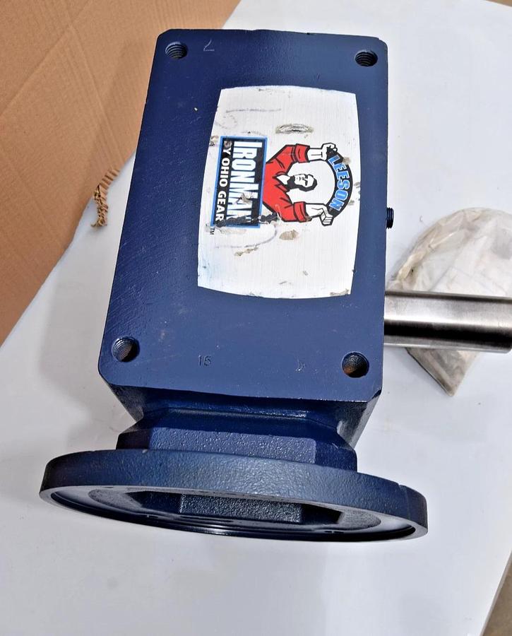 IronMan Ohio Gearbox Worm Speed Reducer W8420304.00 BMQ842-15-180-R 15:1 NOS