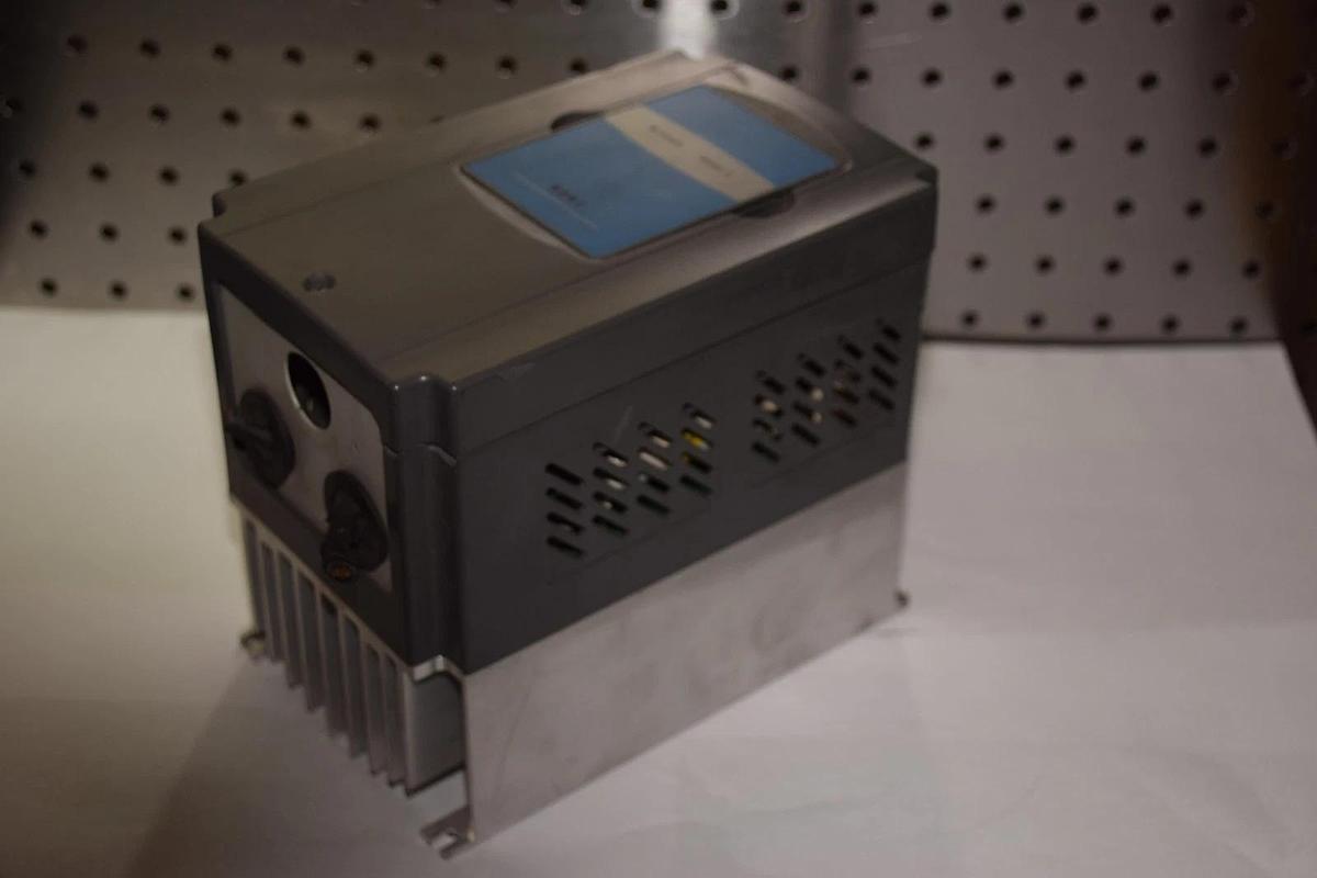 Used YASKAWA CDBR 4030 CDBR4030 1081007073 50A 15A BREAKING UNIT