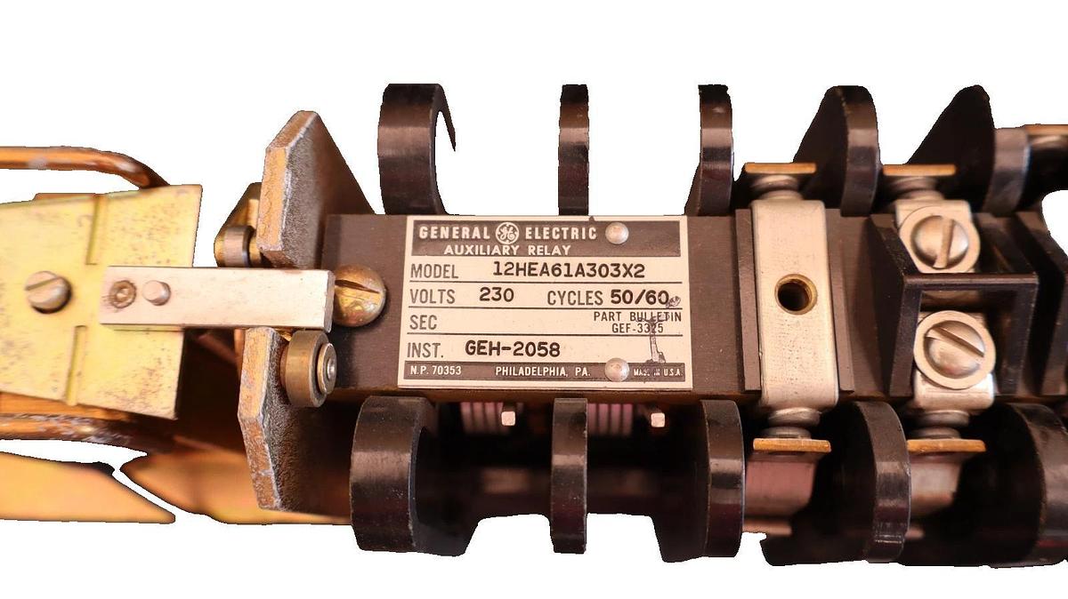 GE , General Electric 12HEA61A303X2 230V Lockout Auxiliary Relay (New)