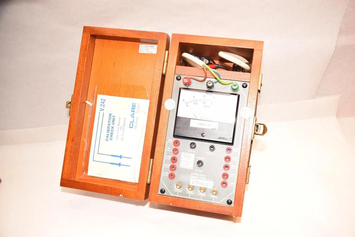 Used CLARE / SEAWARD V.242 , V .242 , V242 Calibration Check Unit