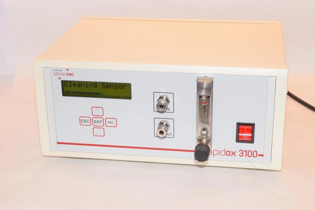 Used CAMBRIDGE RAPIDOX-3100 / RAPIDOX3100 Gas Analyzer Bench Top 90-260vac 50/60Hz