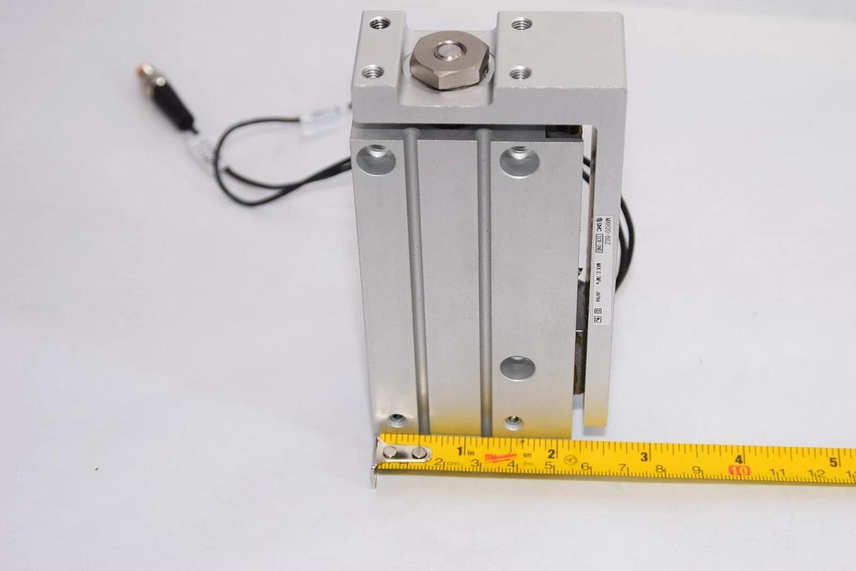 Used SMC MXH20-60Z MXH2060Z 0.7MPa Precision Slide Cylinder