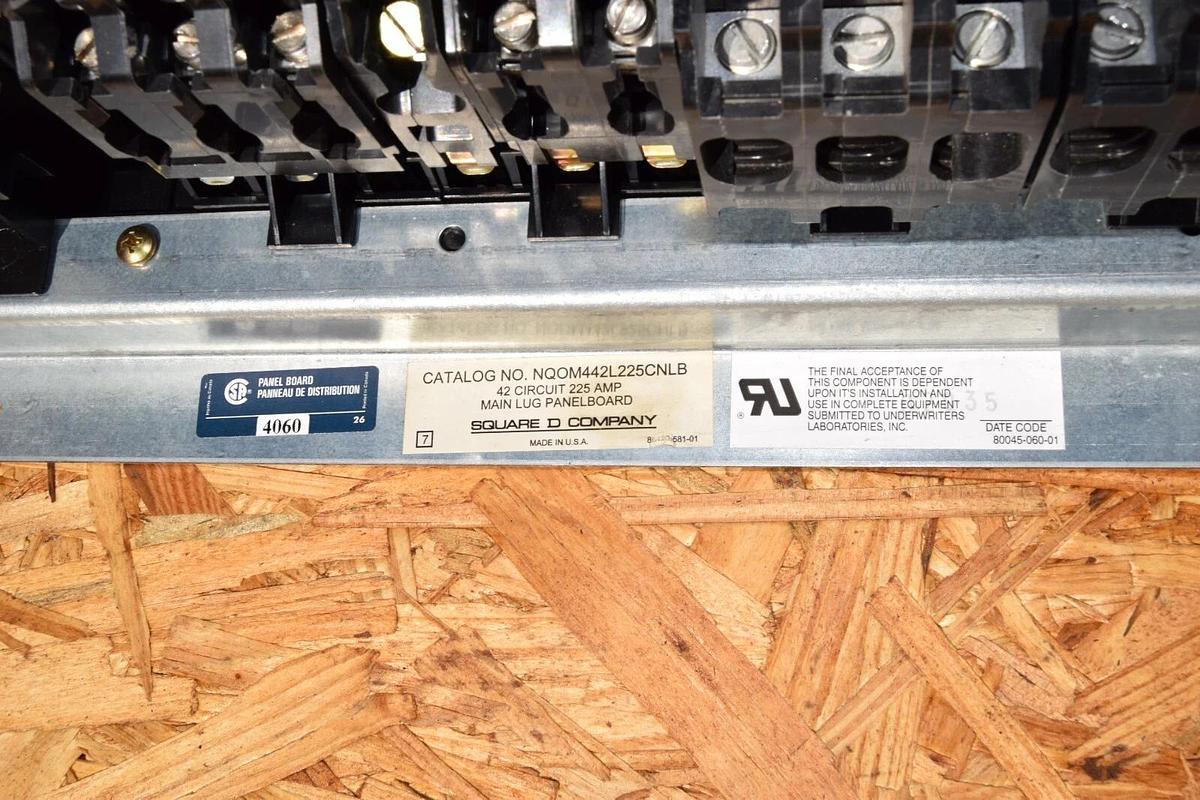 Used Square D 42 Circ 225A Main Lug Panelboard Interior NQOM442L225CNLB 150A main 3ph