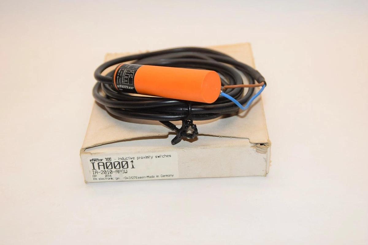 (NEW) EFECTOR IFM IA0001 IA-2010-AB0W 10MM 20/250Vac Inductive Proximity Switch